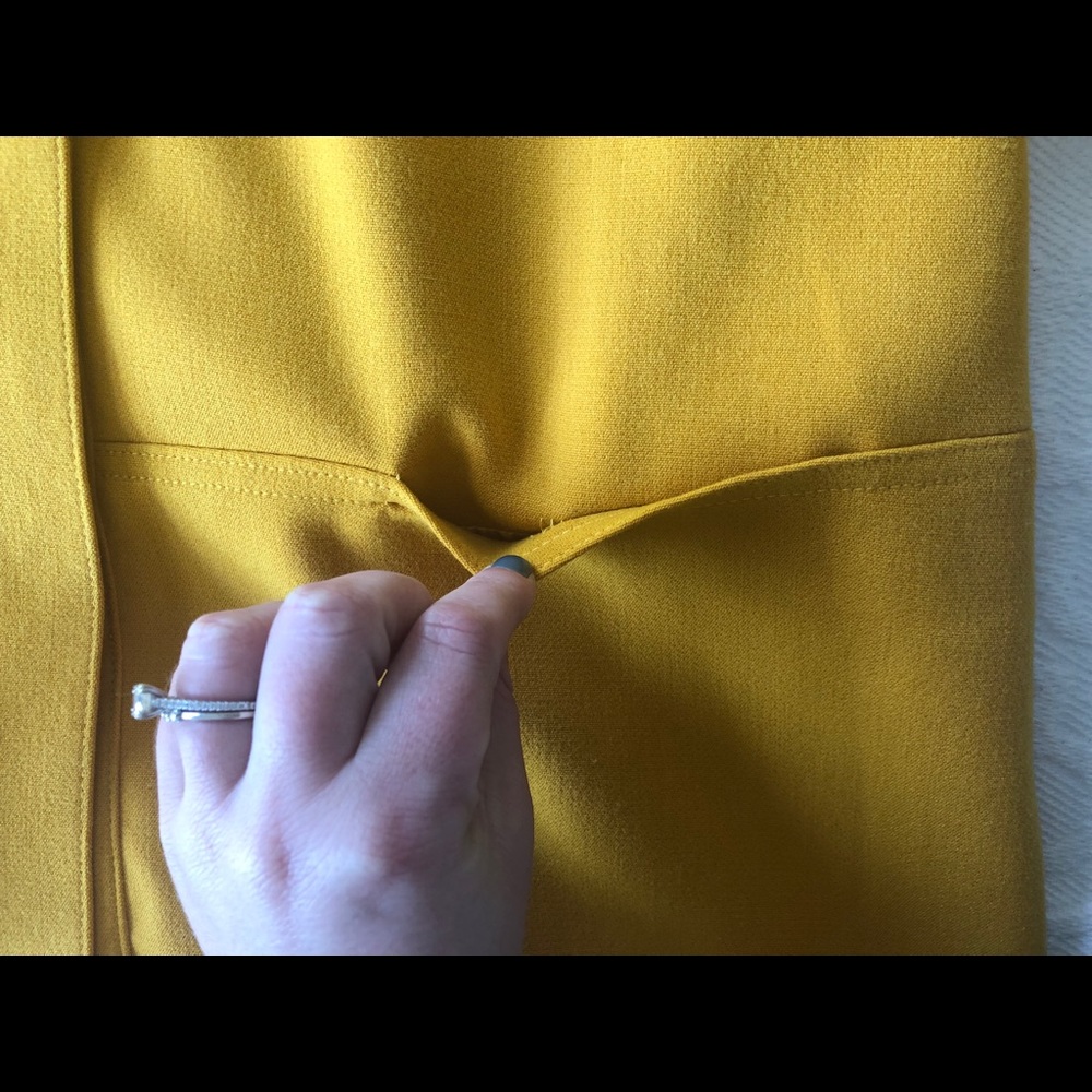 Gold Jacket - Picture 4 of 6
